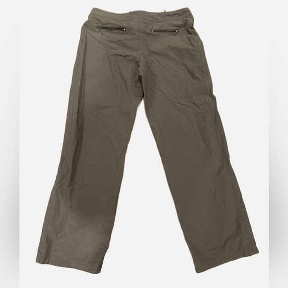 Dangling NOW convertible Capri Olive Green Pants - Picture 2 of 10